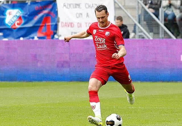 布克与内线 布克与内线